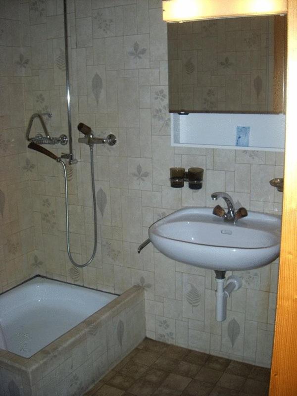 Hotel Walida Bönigen Esterno foto